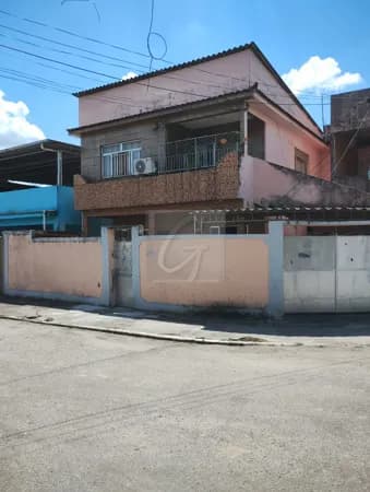 Casa com 3 quartos, na Piam, ótima localização.