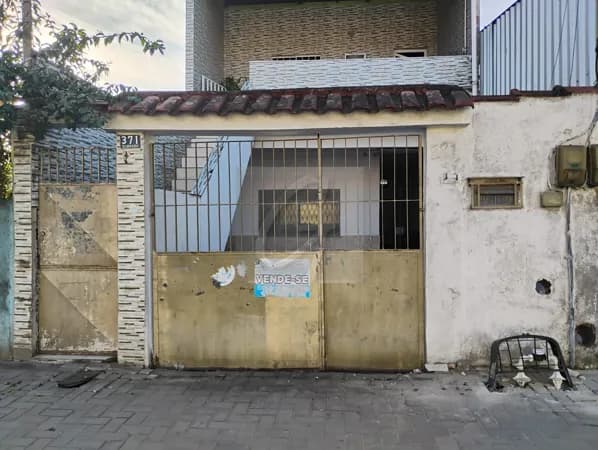 Casa Linear em Areia Branca com 3 quartos