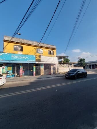 PRÉDIO COMERCIAL NO CENTRO DE HELIÓPOLIS