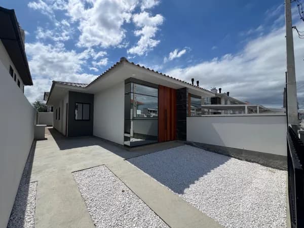 Casa em Palhoça - Nova Palhoça