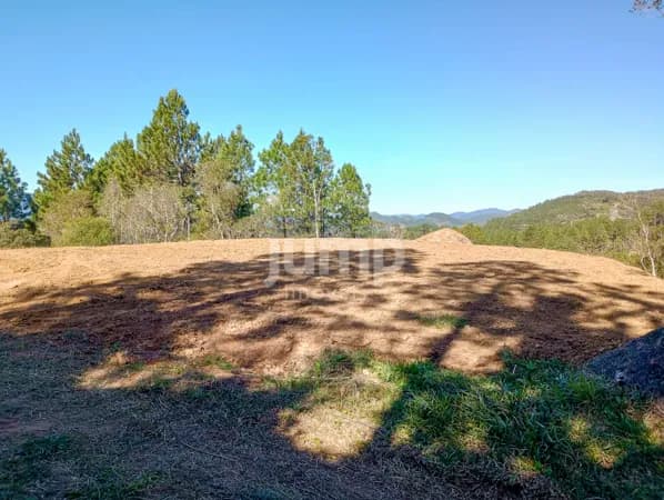 Terreno com 756,94 m2 a venda em condominio fechado - Racho Queimado/SC