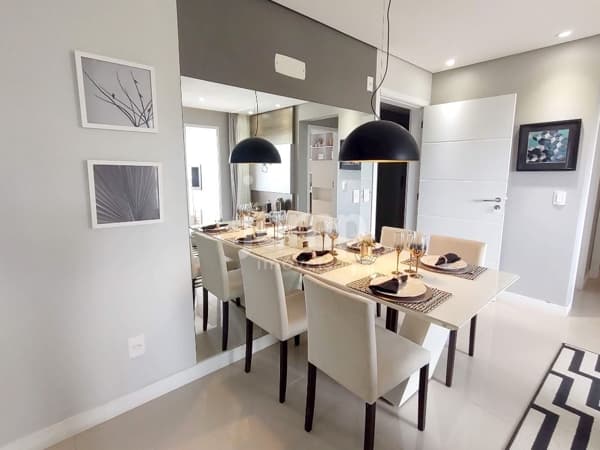 Condomínio novo / Aptº 2 dormitórios (1 suite), 2 banheiros e cozinha americana, 107 m² no Itacorubi