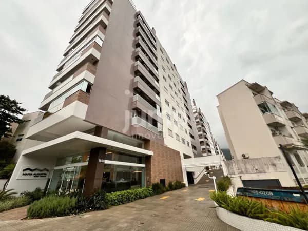 Condomínio novo / Aptº 2 dormitórios (1 suite), cozinha americana, 106 m² no Itacorubi
