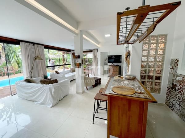 Casa com 3 dormitórios (3 suítes) à venda, 242m² - Jurerê Internacional - Florianópolis/SC