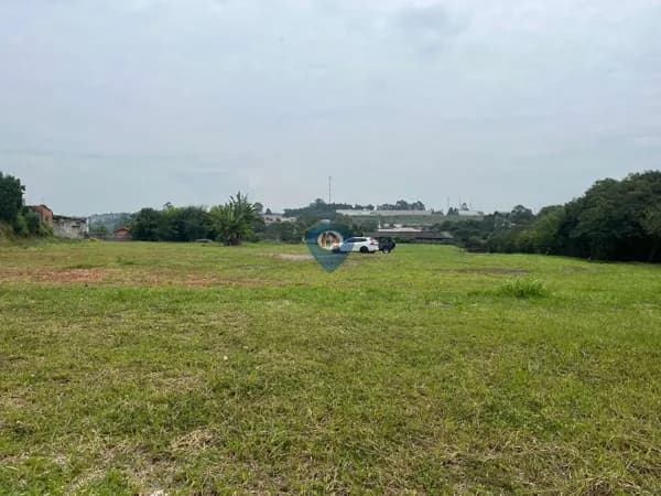 Área (ZUM) com 16.537 m²