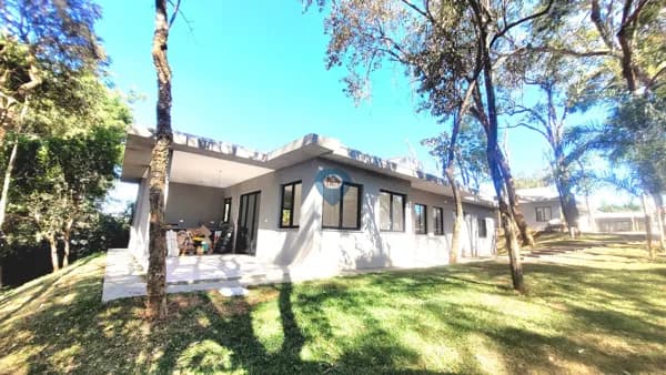 Casa de condomínio-3 Dormitórios ✓ 1 Suítes ✓ 3 Vagas-Granja Viana - Carapicuíba/SP