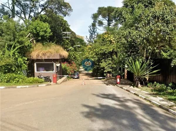 TERRENO - Lote 907,00 m² - Bolsão FECHADO no Miolo da Granja Viana!