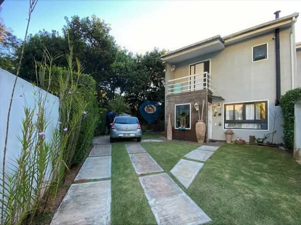 Casa em Condomínio 3 Dorms,3 suites/2 vagas-Shopping Granja Vianna