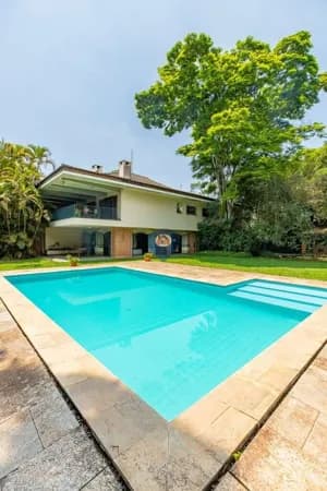 Casa em condomínio 6d/2sts, salão festas, piscina, gourmet-MIOLO DA GRANJA