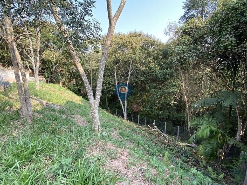 Terreno em Condomínio-Lote c/ linda vista-FAZENDINHA