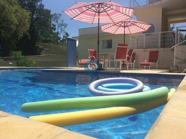 Casa em Condomínio 4 Suítes, 14 Vagas - Região Granja Viana