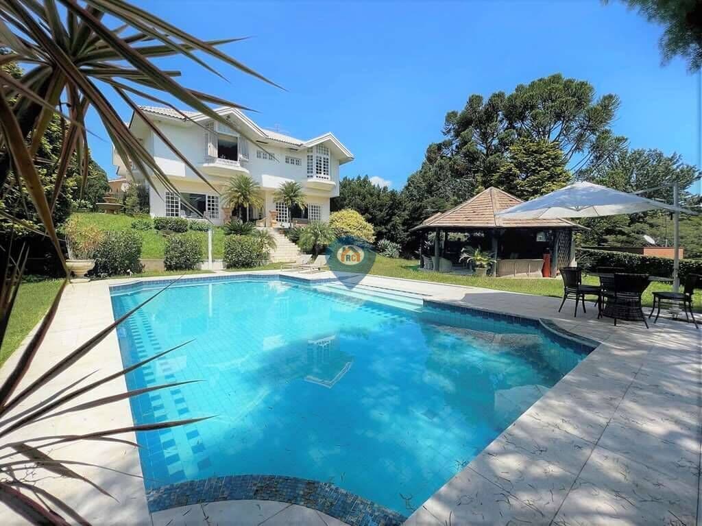Casa em condomínio Clássica, 4 suítes, piscina, gourmet e vista-GRANJA VIANA