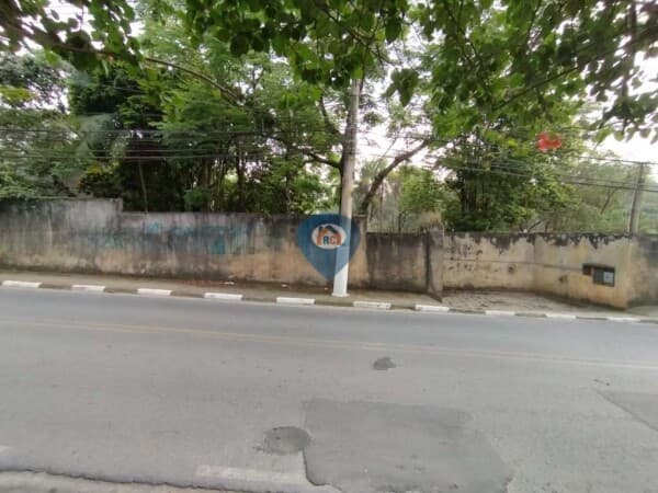 (LOTE) Est Zurique AT: 2.532 m² - ZUM (Zona Uso Misto)