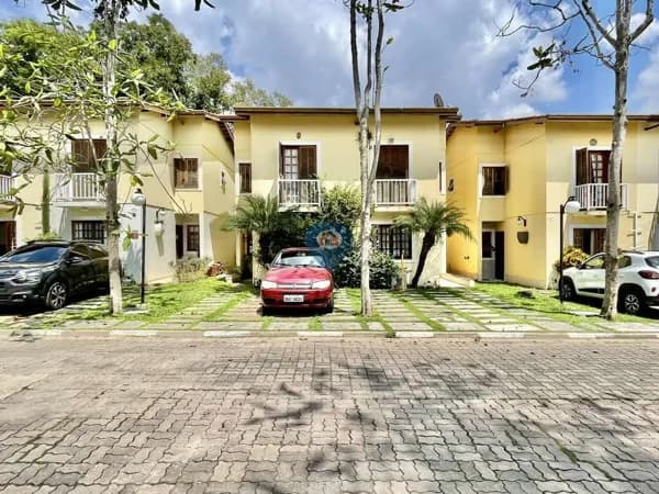 Casa em condomínio 3d / 1ste integrada,Aceita Pet