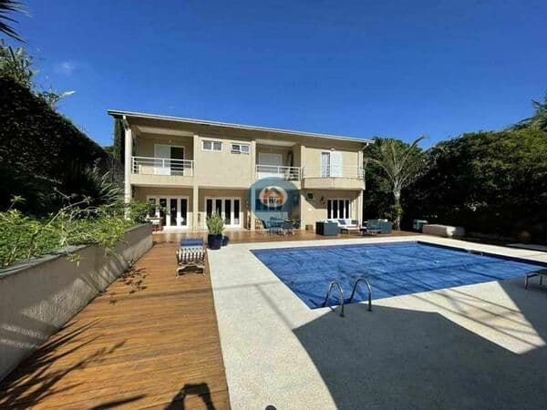 Miolo Granja. 5 suítes, piscina, gourmet, quadra tênis!
