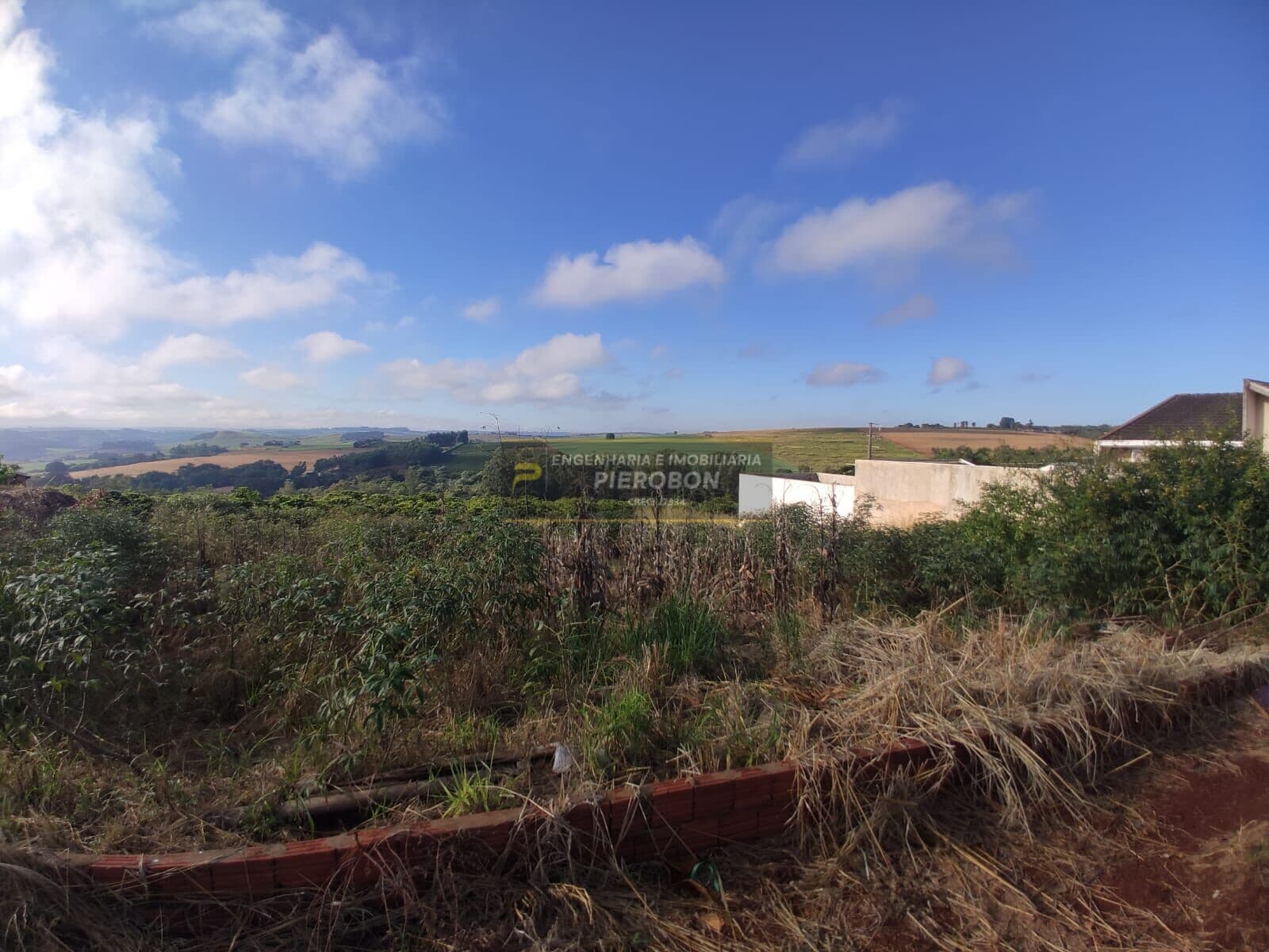 Lote/Terreno em Mandaguari - Centro