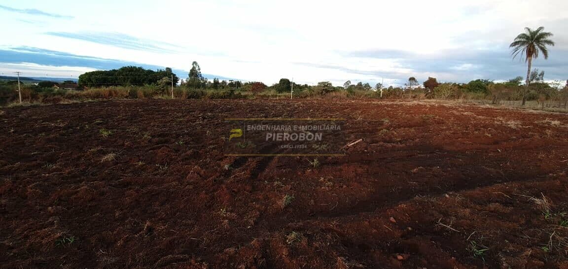 Lote/Terreno em Mandaguari - Centro