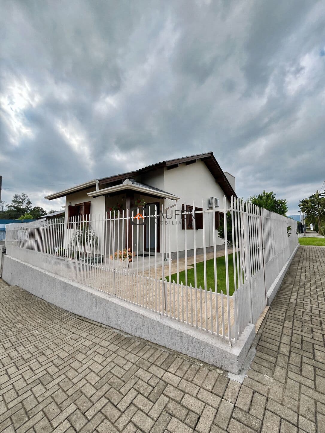 Casa em Araricá - Azaléia