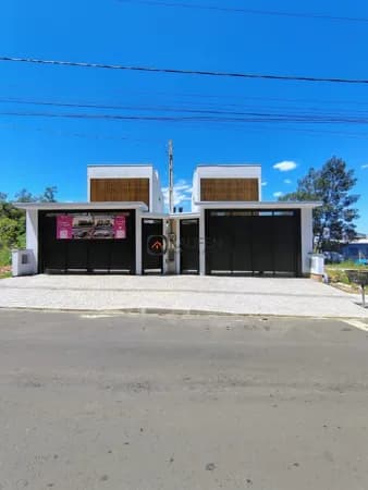 Sobrado em Sapiranga - Centenário