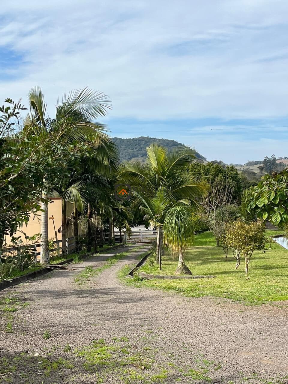 Fazenda/Sítios/Chácaras em Araricá - Campo da Brazina