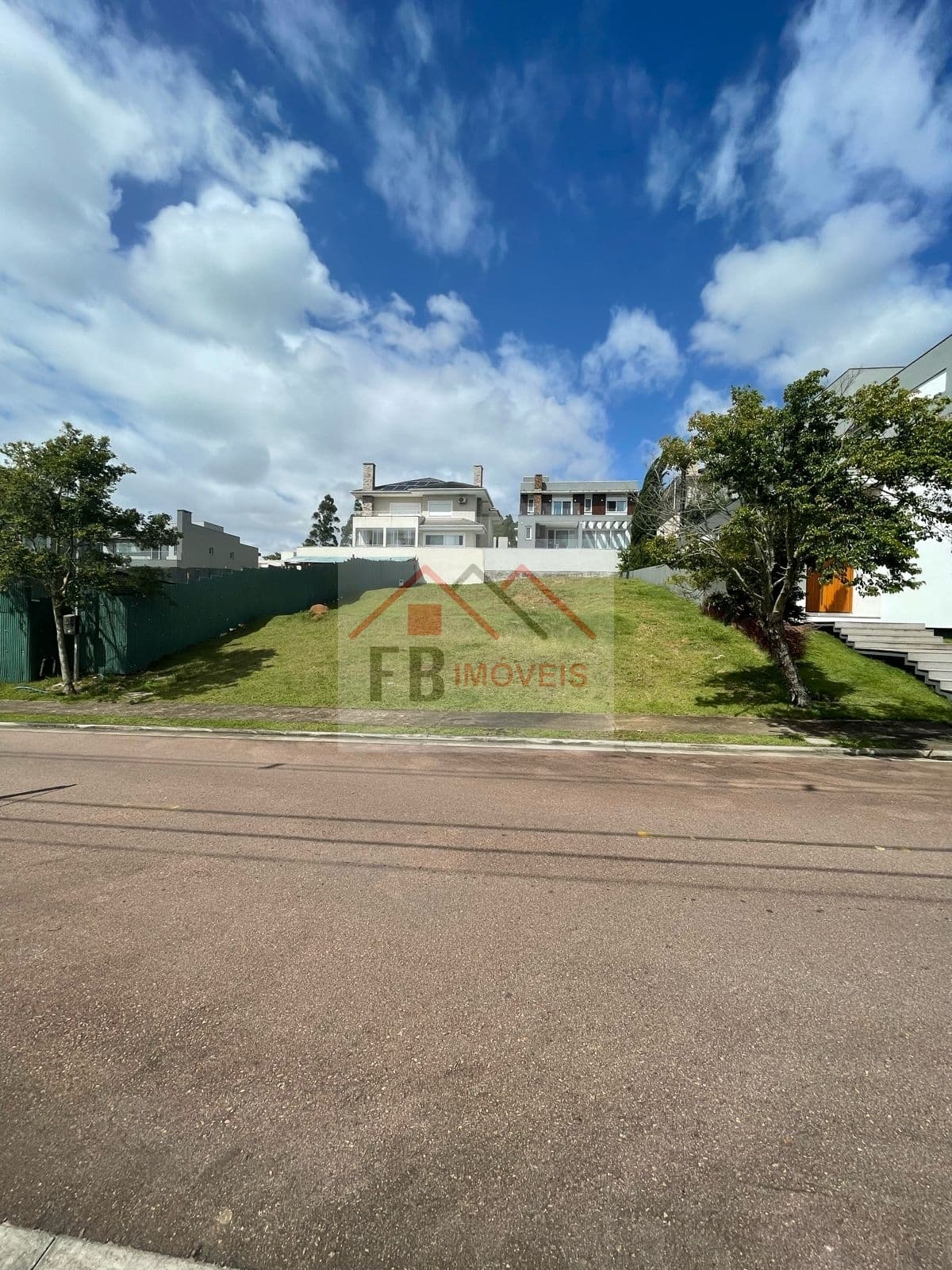 Terreno em Condomínio em Vila Nova, Porto Alegre/RS