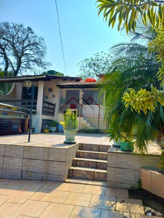 Casa 3 dorms à venda Rua Serafim de Moraes Martins, Vila Nova - Porto Alegre