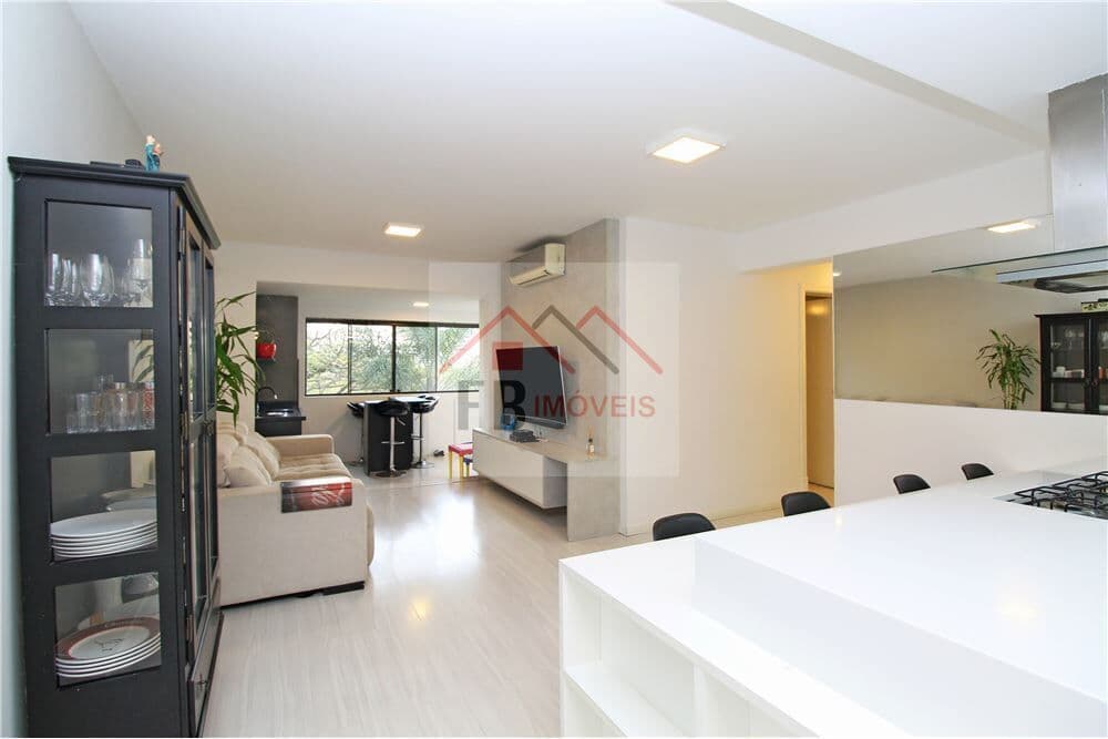 Apartamento 3 dormitórios 01 suíte dois box