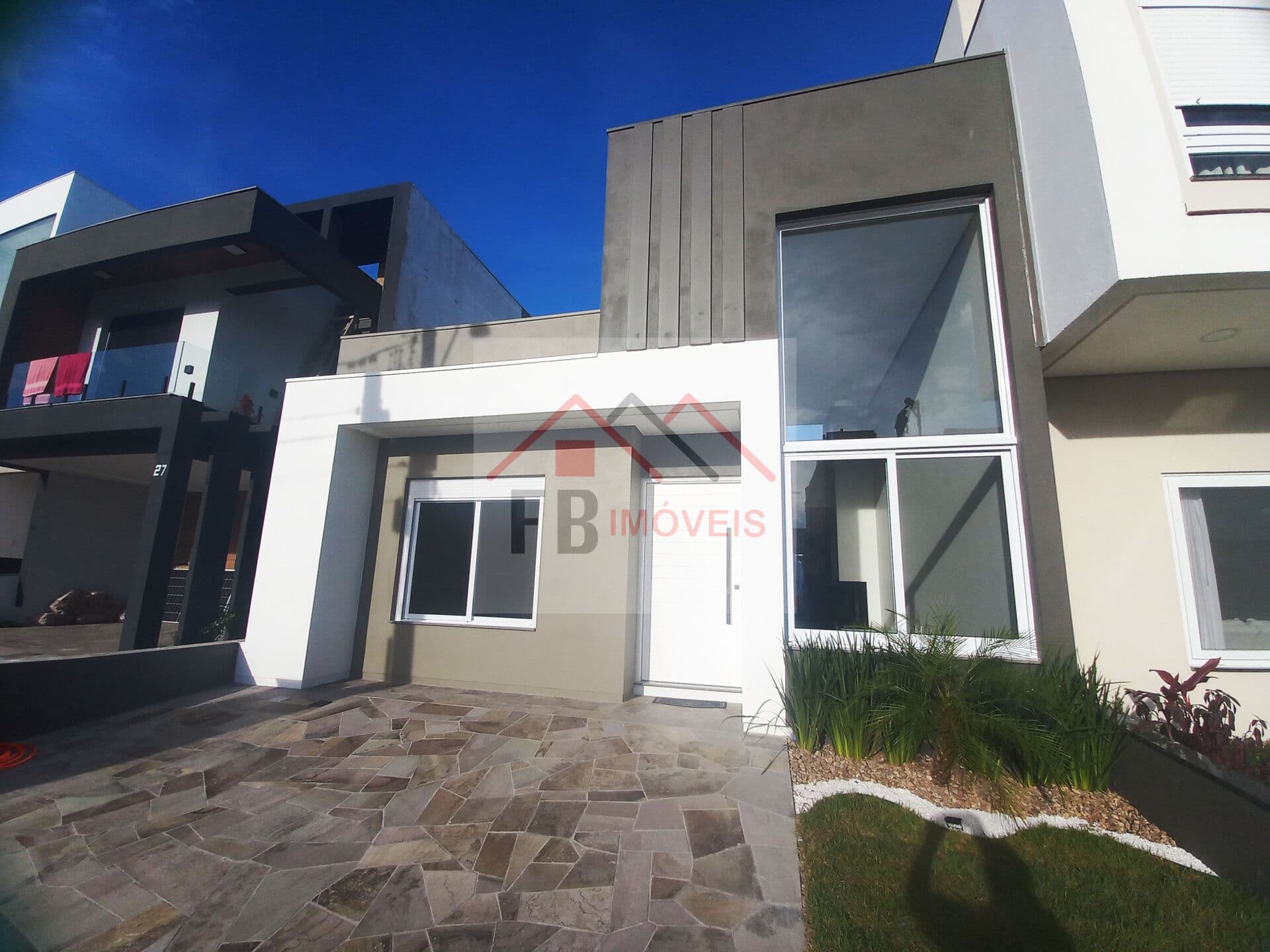 Casa Térrea Moderna em Condomínio Fechado Da Zona Sul