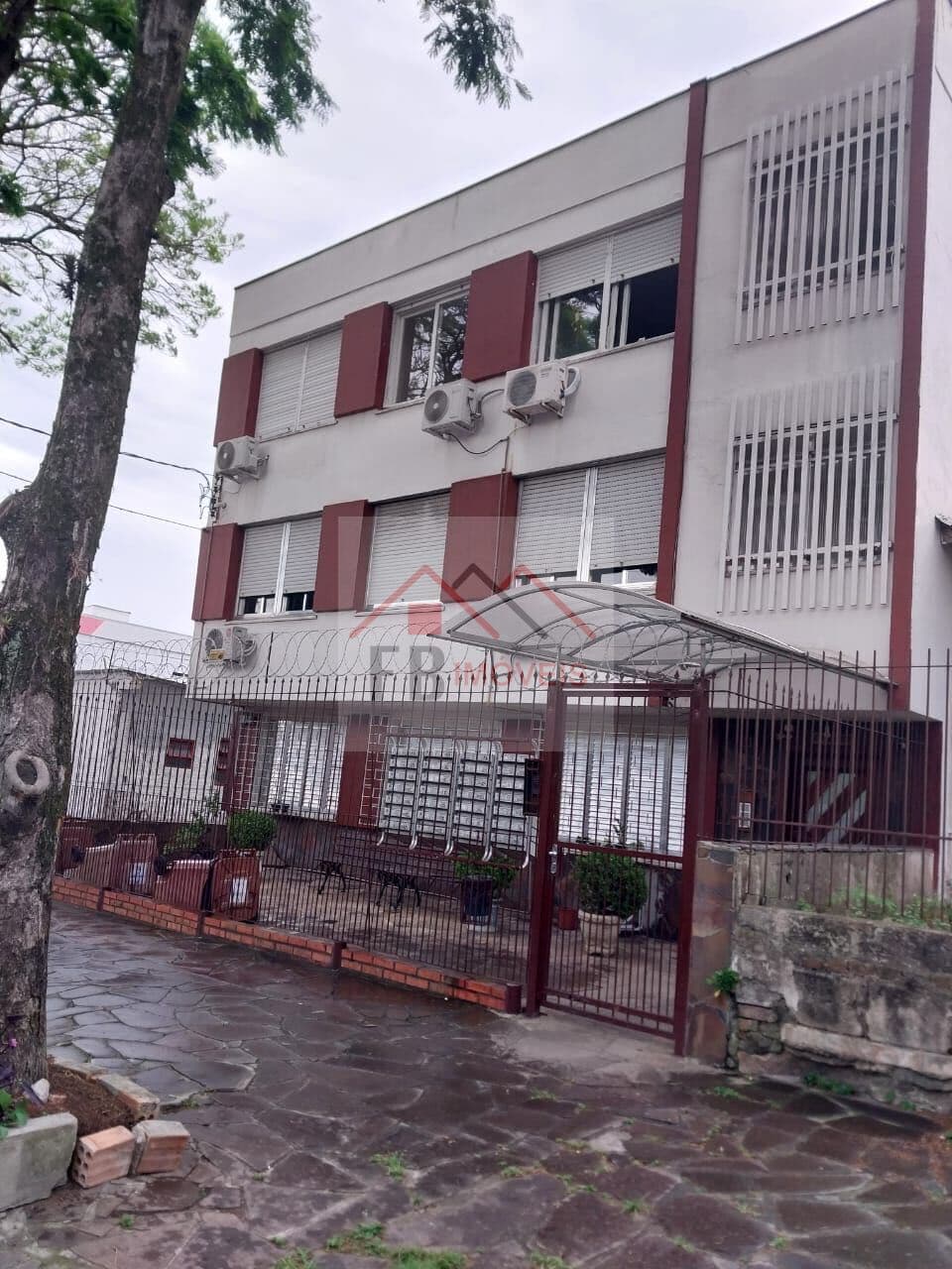 Apartamento em Porto Alegre - Partenon