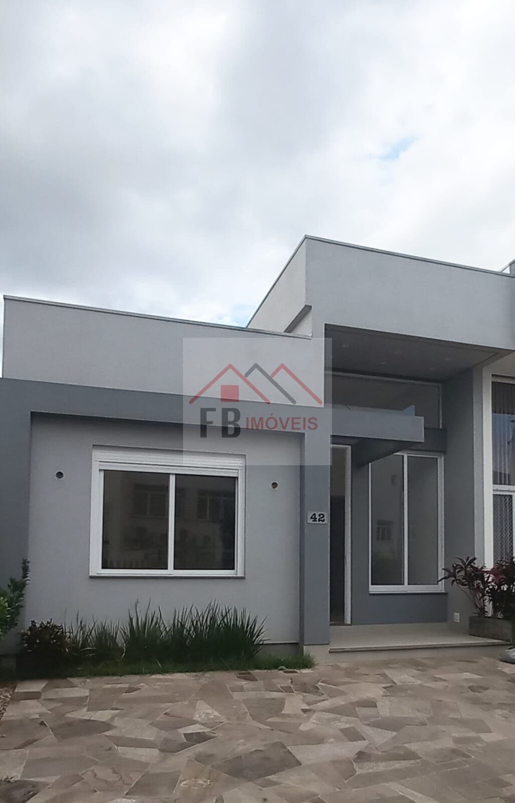 Casa de Condomínio com 3 Quartos à venda, 100m² - Hípica