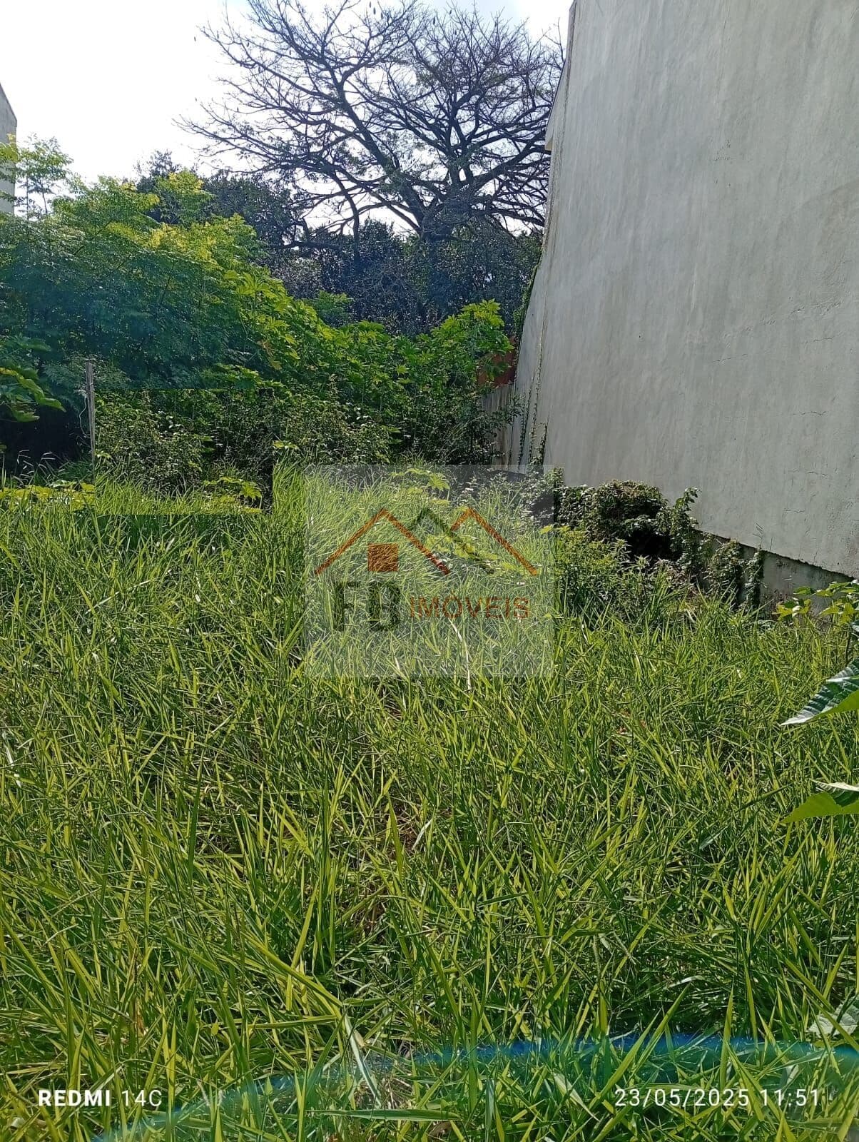 Lote/Terreno em Porto Alegre - Guarujá