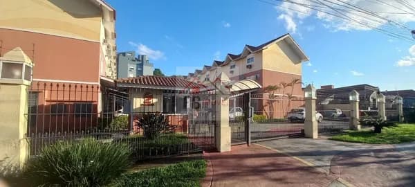 Casa de Condomínio com 3 Quartos e 2 banheiros à Venda, 92 m²
