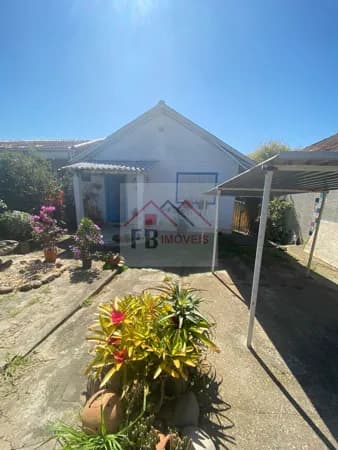 Casa terra com opcao de moradis para duas familias