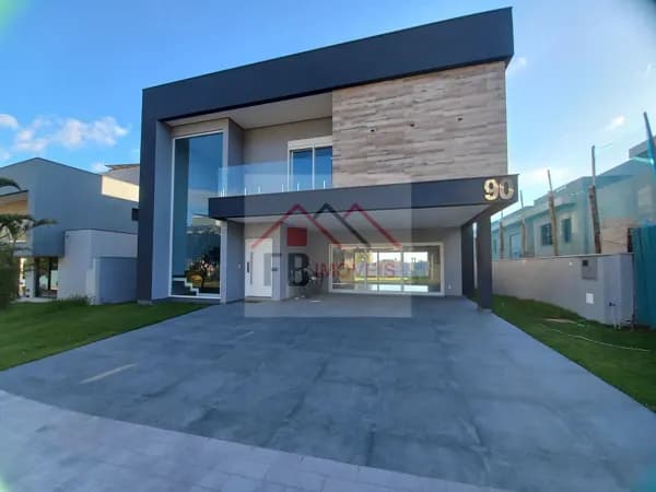Casa em Porto Alegre - Vila Nova