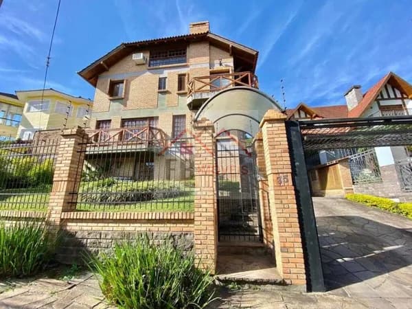 Sobrado Alto Padrão em Jardim Isabel, Porto Alegre/RS