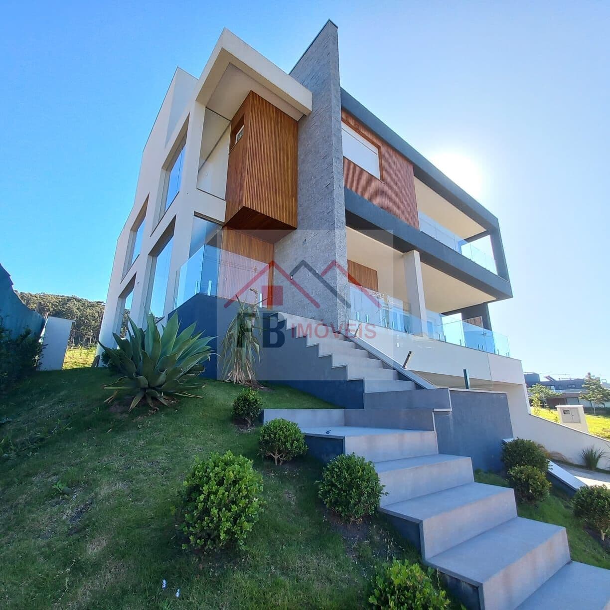 Casa em Porto Alegre - Vila Nova