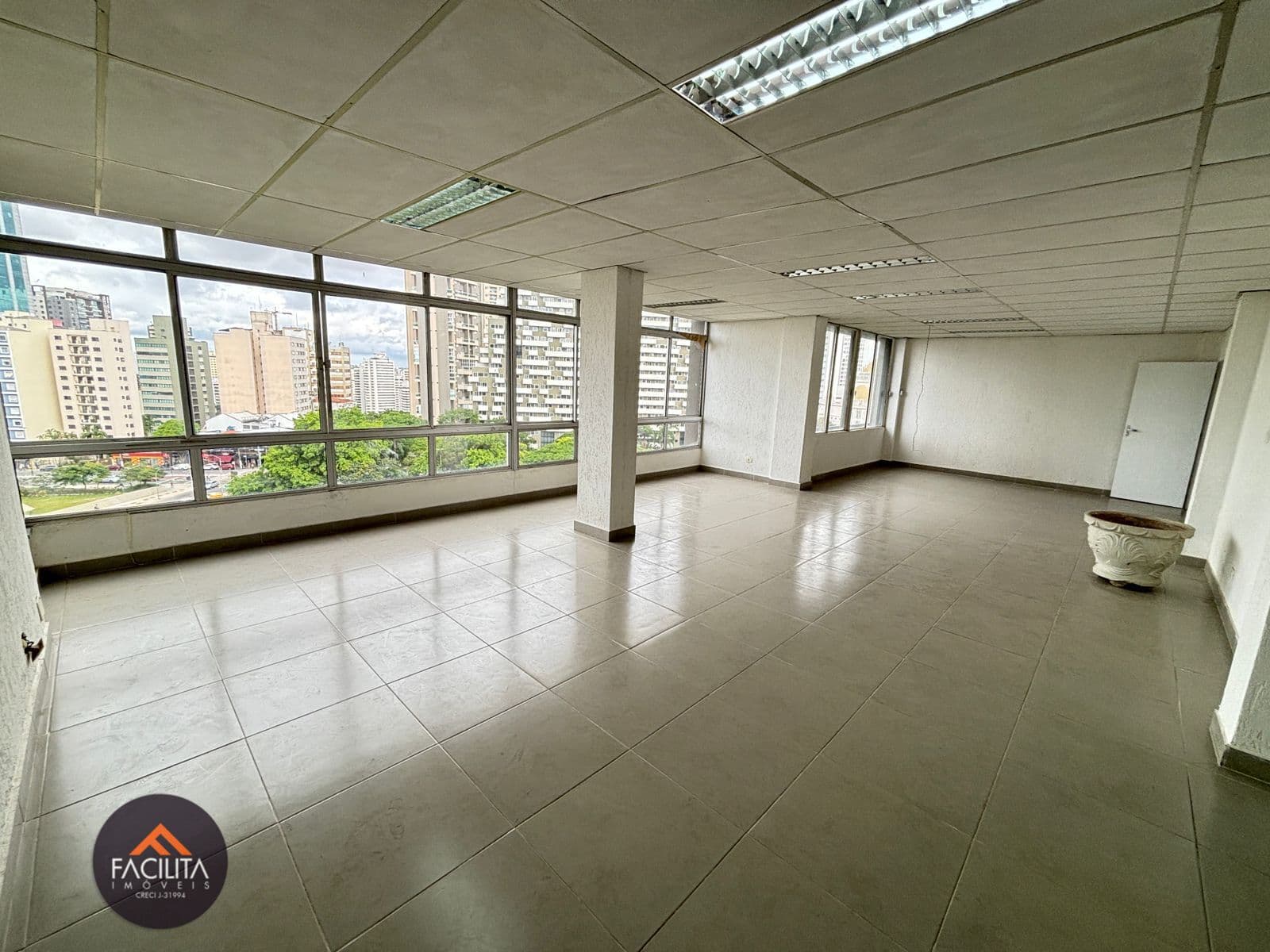 Sala/Conjunto em São Paulo - Paraíso