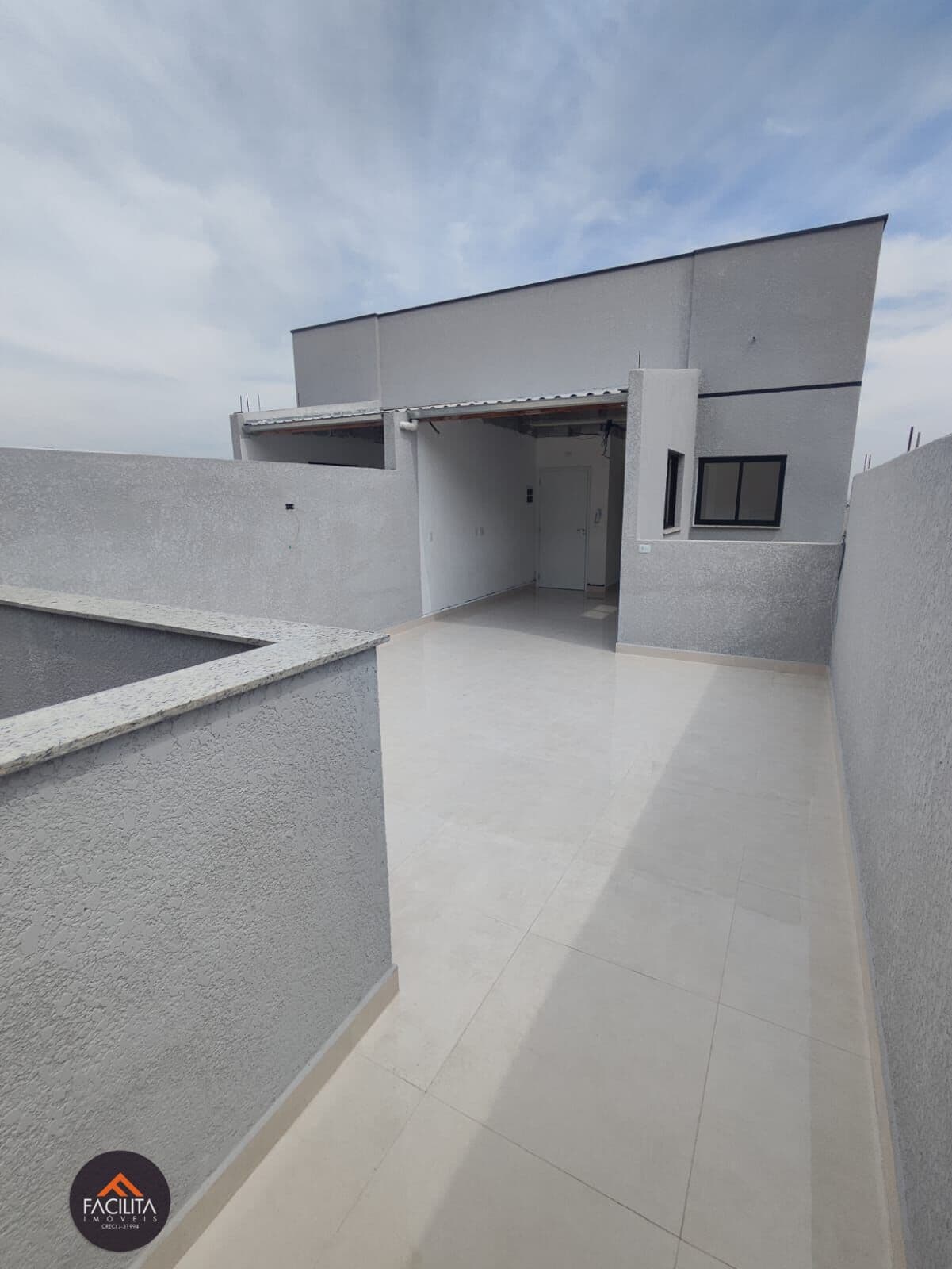 Apartamento com elevador 2 dormitórios (1 suíte) Utinga