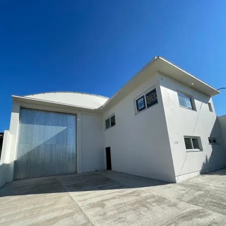 Prédio/Edifício Inteiro em Santo Antônio da Patrulha - Centro