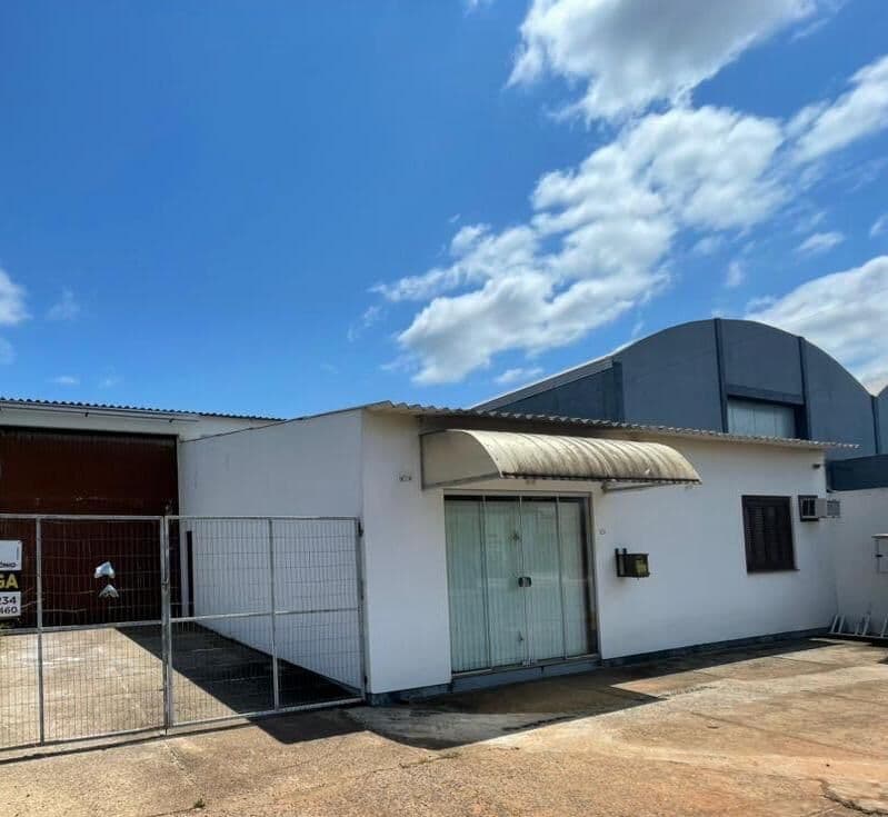 Prédio/Edifício Inteiro em Santo Antônio da Patrulha - Pitangueiras