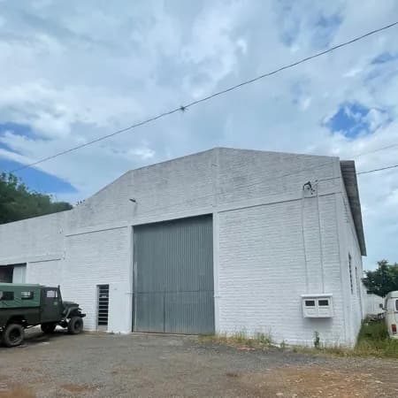 Prédio/Edifício Inteiro em Santo Antônio da Patrulha - Menino Deus