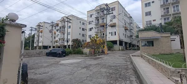 Apartamento 2 quartos com excelente planta em Alcântara.