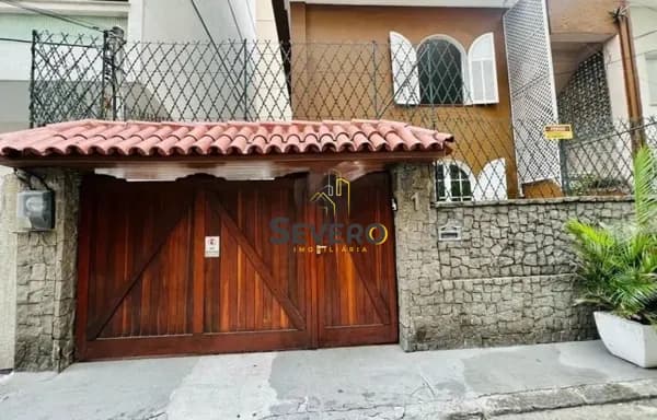 Casa em Niterói - Icaraí