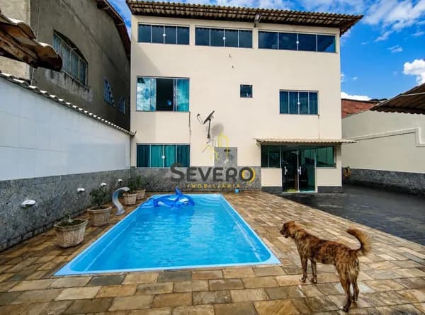 Belíssima Casa à venda no bairro Colubande - São Gonçalo/RJ