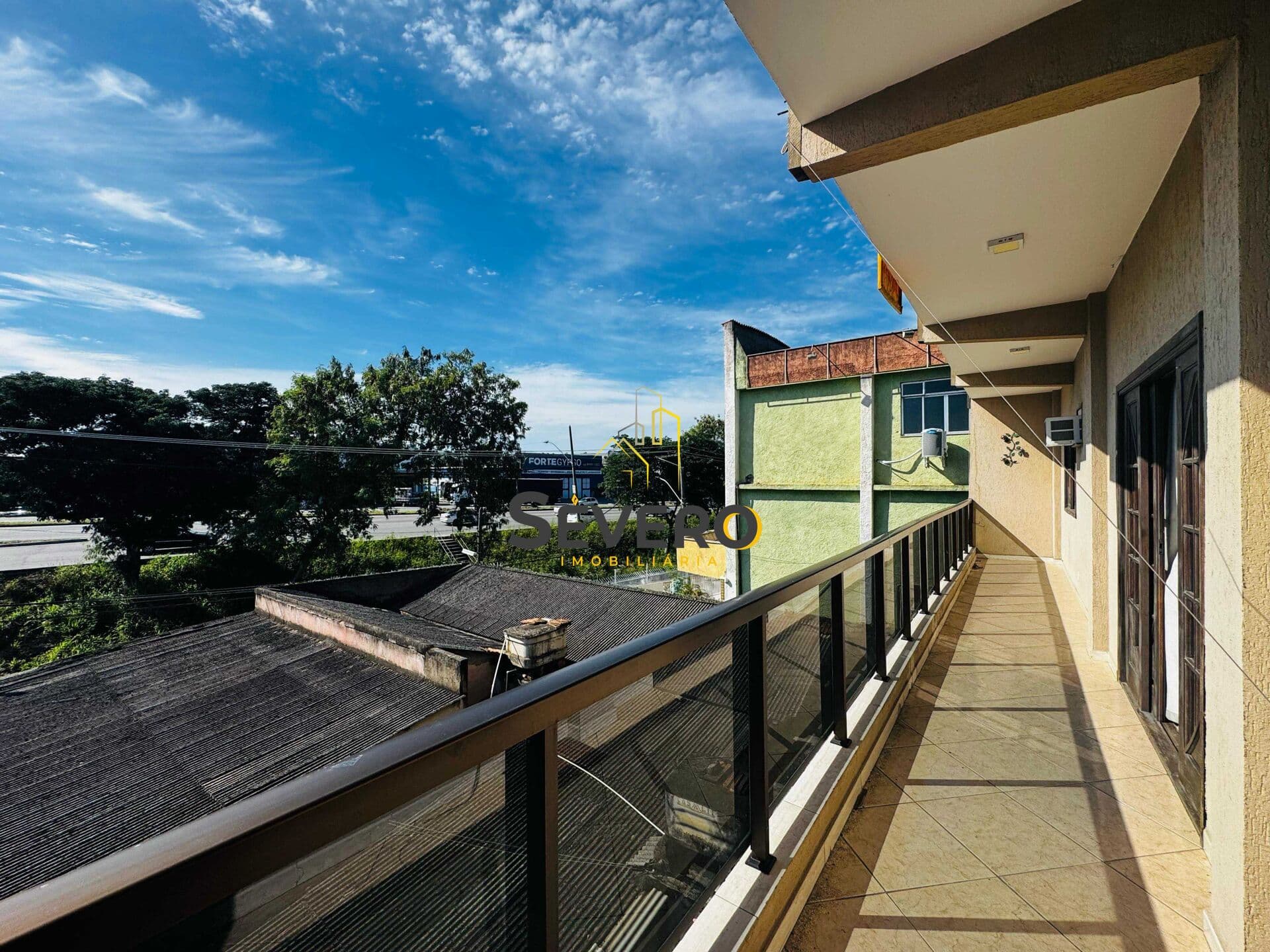 Casa com excelente localização para comércio ou residencial.