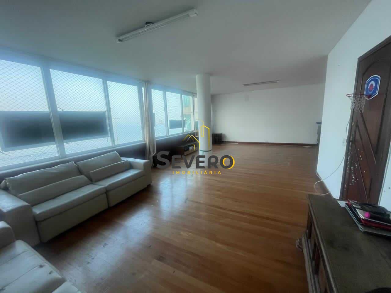 Apartamento Alto Padrão - Frente Mar