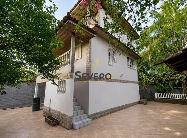 Belíssima Casa à venda no bairro Laranjal - São Gonçalo/RJ