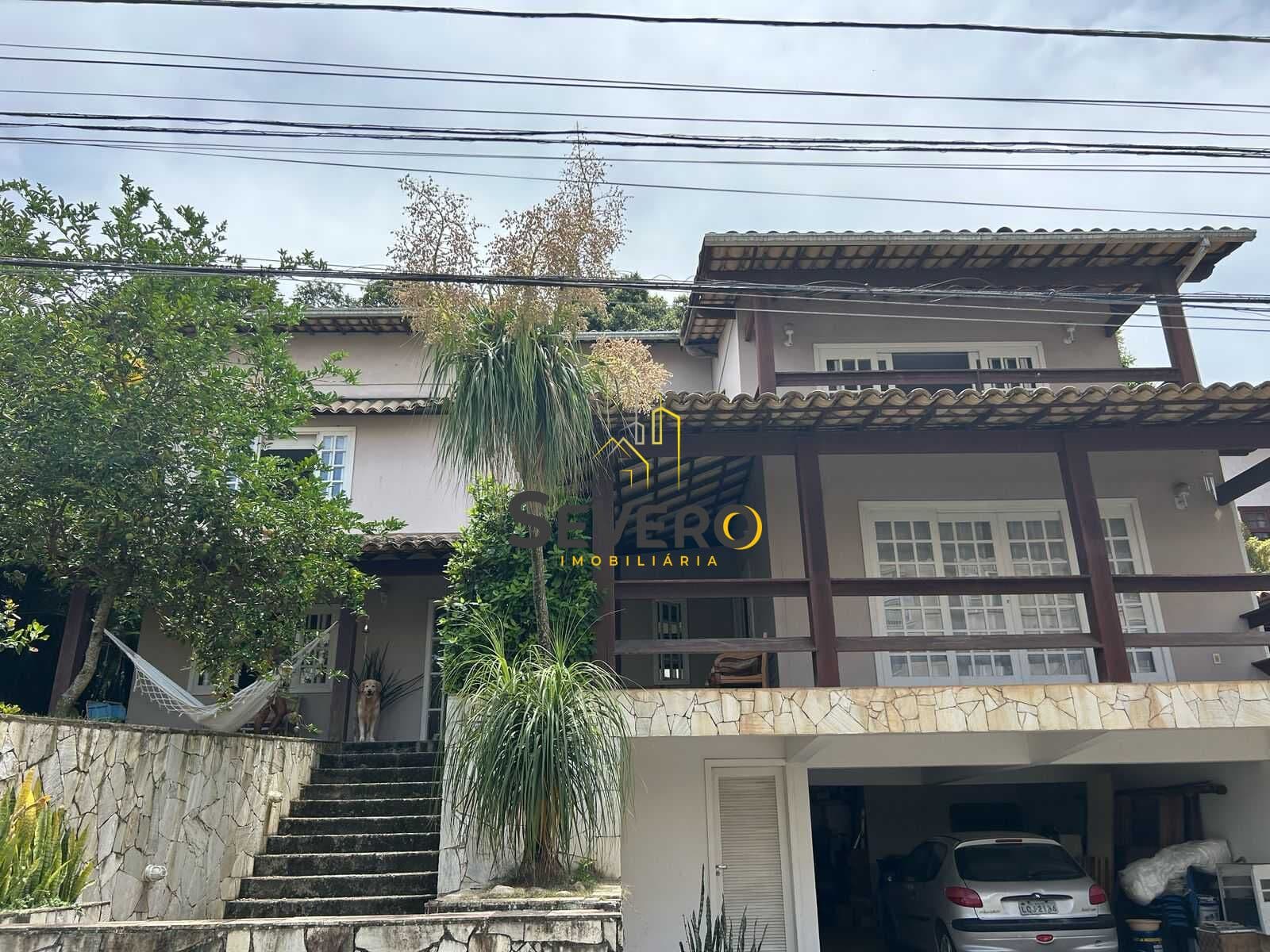 Sobrado em Niterói - Pendotiba