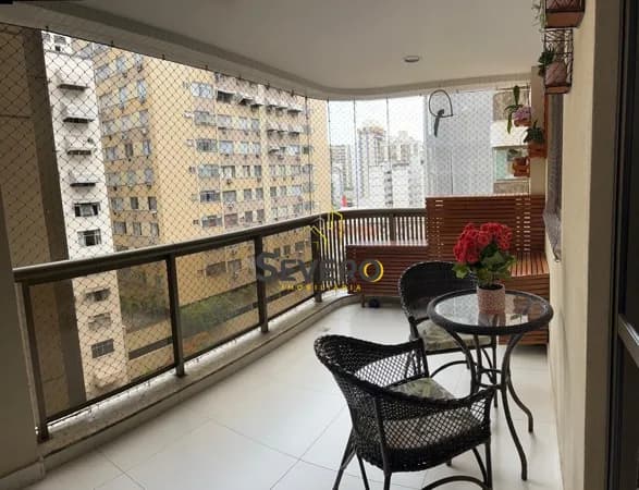 Apartamento em Niterói - Icaraí
