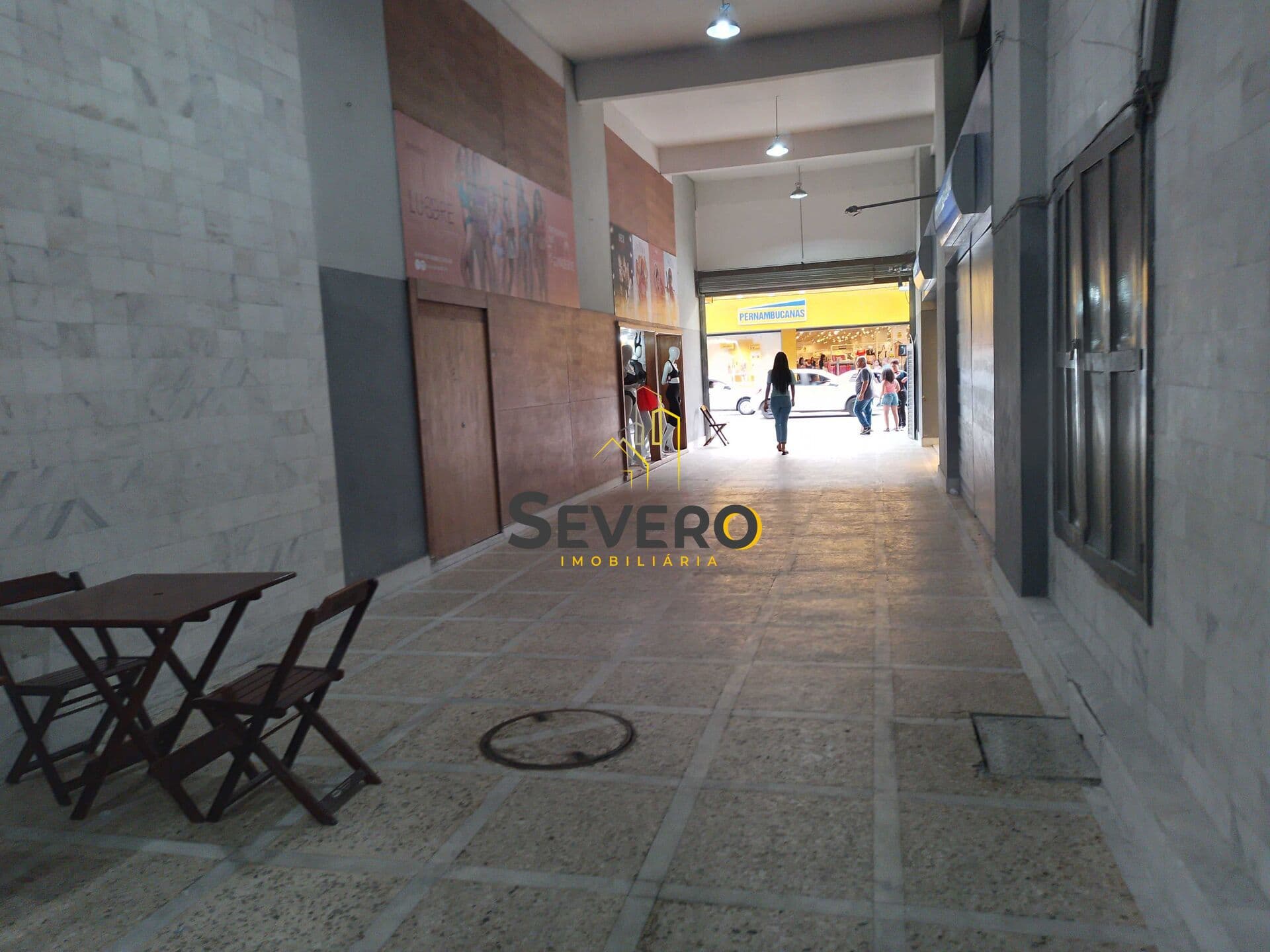 Excelente Loja de galeria